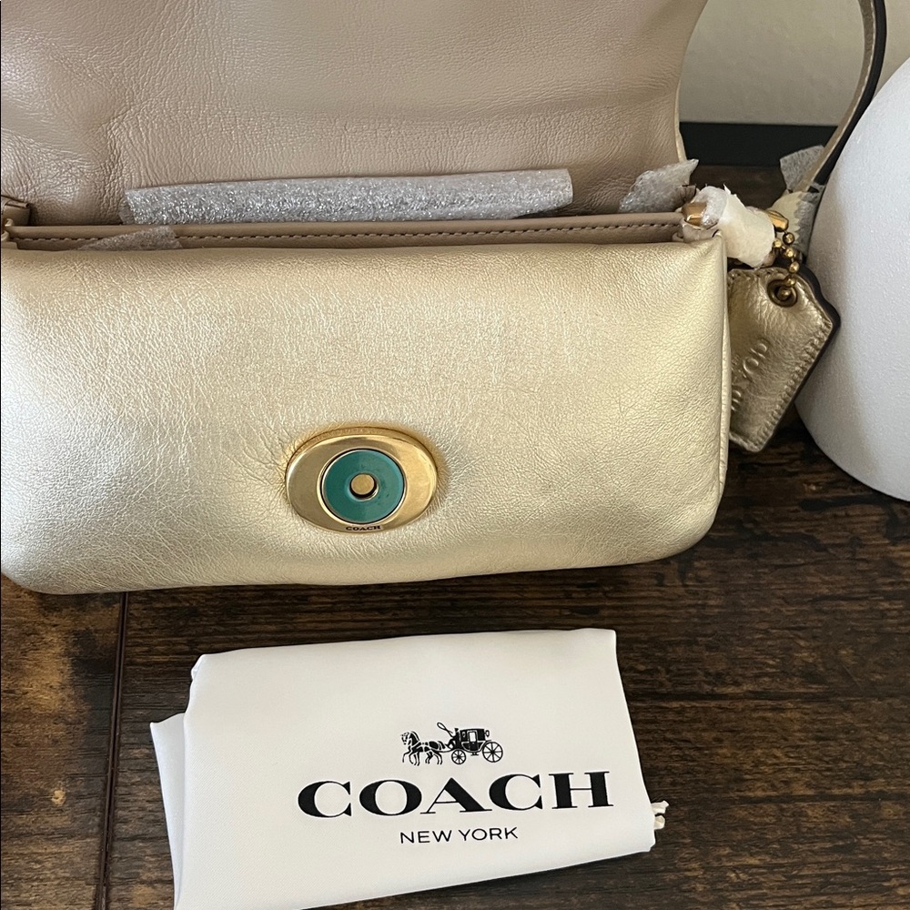New Coach Pillow Tabby 18 Metallic Gold Leather Shoulder Bag Crossbody - Picture 10 of 11